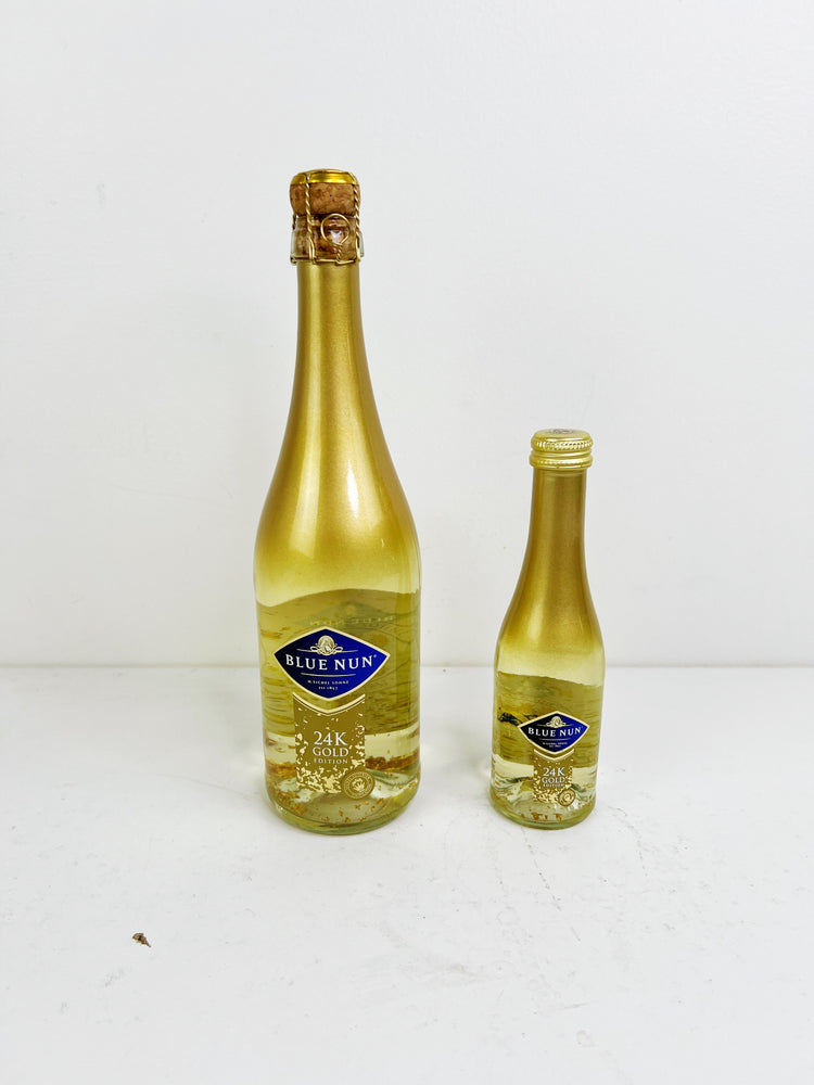 
                  
                    White Wine & Sparkling
                  
                