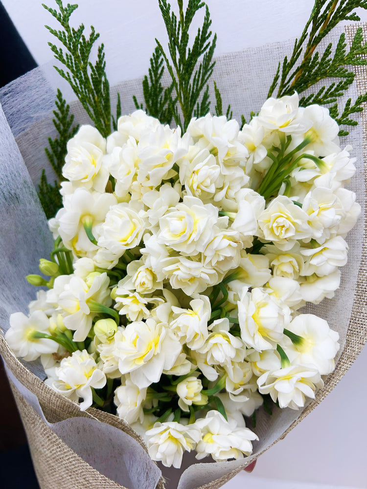 
                  
                    Jonquil Bouquet
                  
                