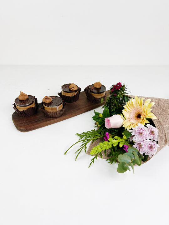 
                  
                    Mosaic French Patisserie Cake & Flower BUNDLE
                  
                