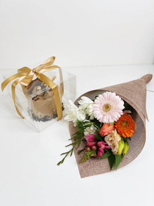 
                  
                    Bito beans Premium Cake & Flower BUNDLE
                  
                