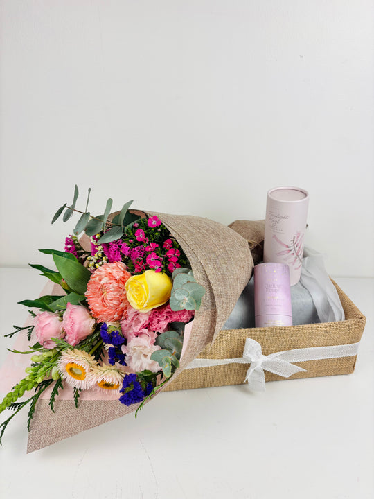 
                  
                    Perfume & Hand Cream Gift Box Set
                  
                