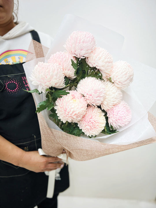 
                  
                    Disbud Mum Bouquet
                  
                
