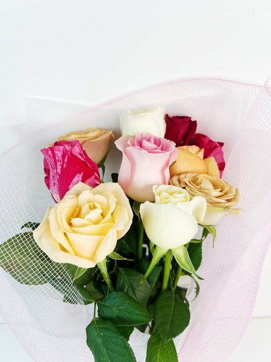 
                  
                    Mix Rose Bouquet - (Assorted Colours )
                  
                