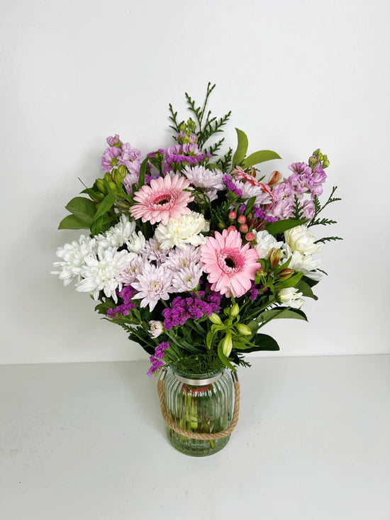 
                  
                    Medium Flower Subscription
                  
                