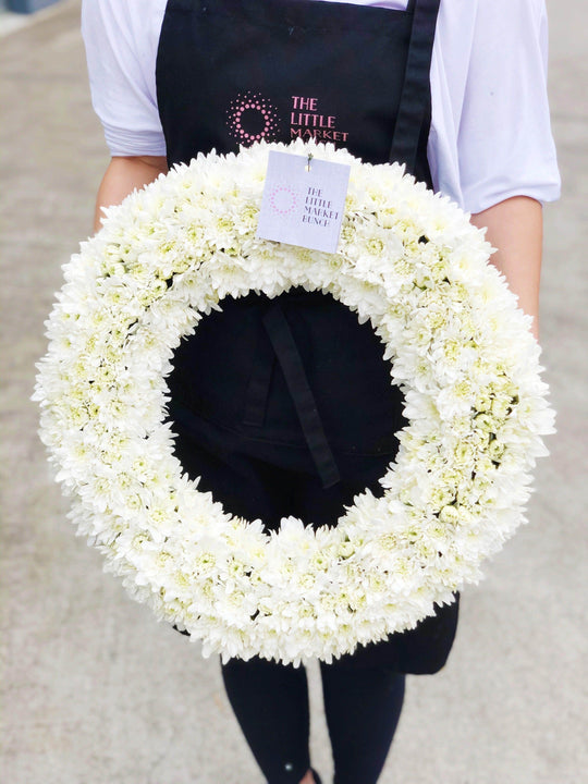 
                  
                    White / Yellow Wreath shot by The Little Market Bunch in Melbourne.
                  
                